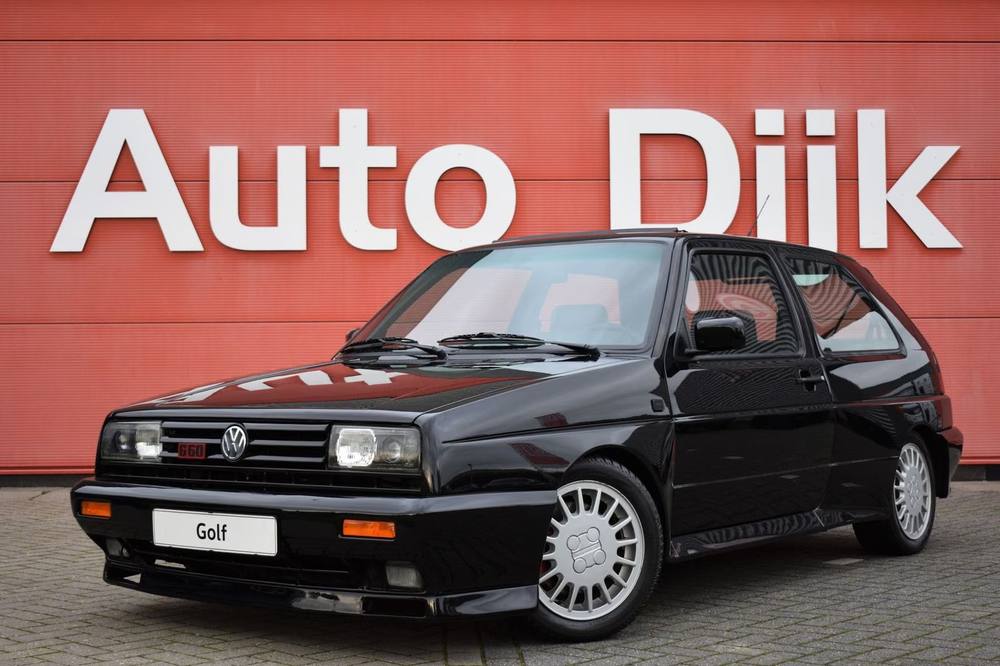 VW Golf Rallye G60 in black, front three-quarter