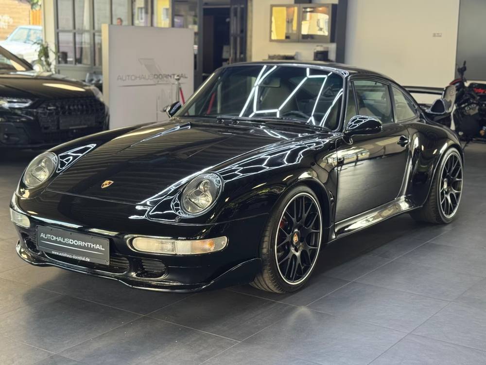 Porsche 993 Turbo in black, front three-quarter