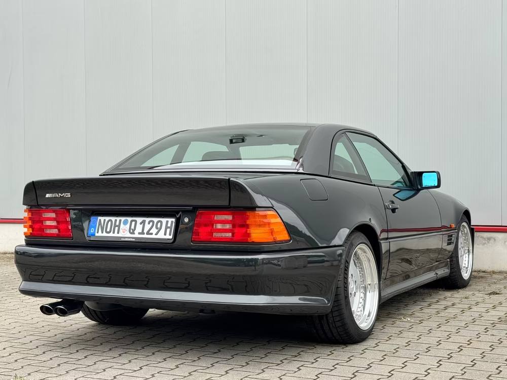 Mercedes-Benz R129 SL AMG rear three-quarter